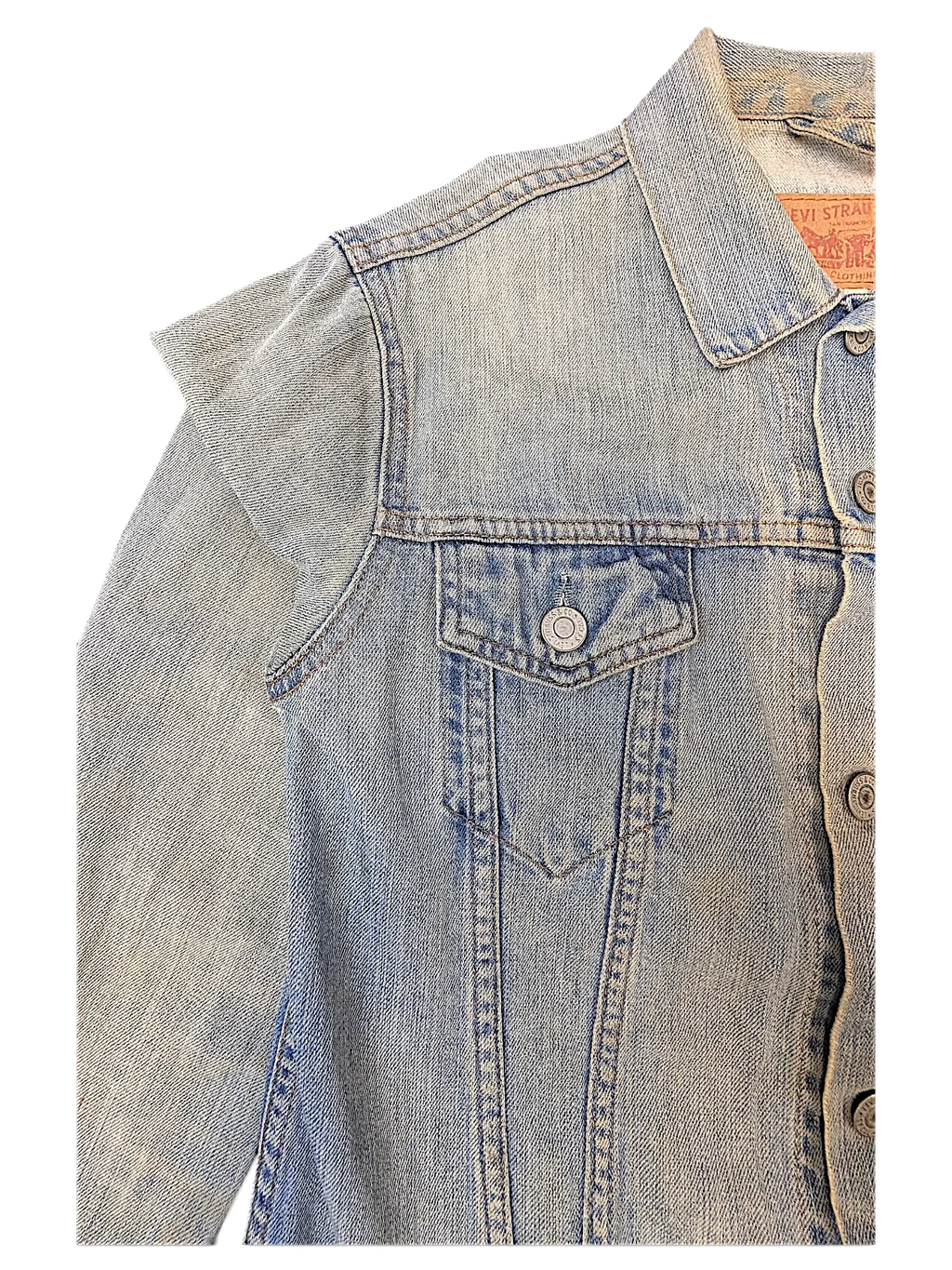 JAKE & IPI Levi's distressed light wash denim jacket with button-flap chest pocket and classic collar