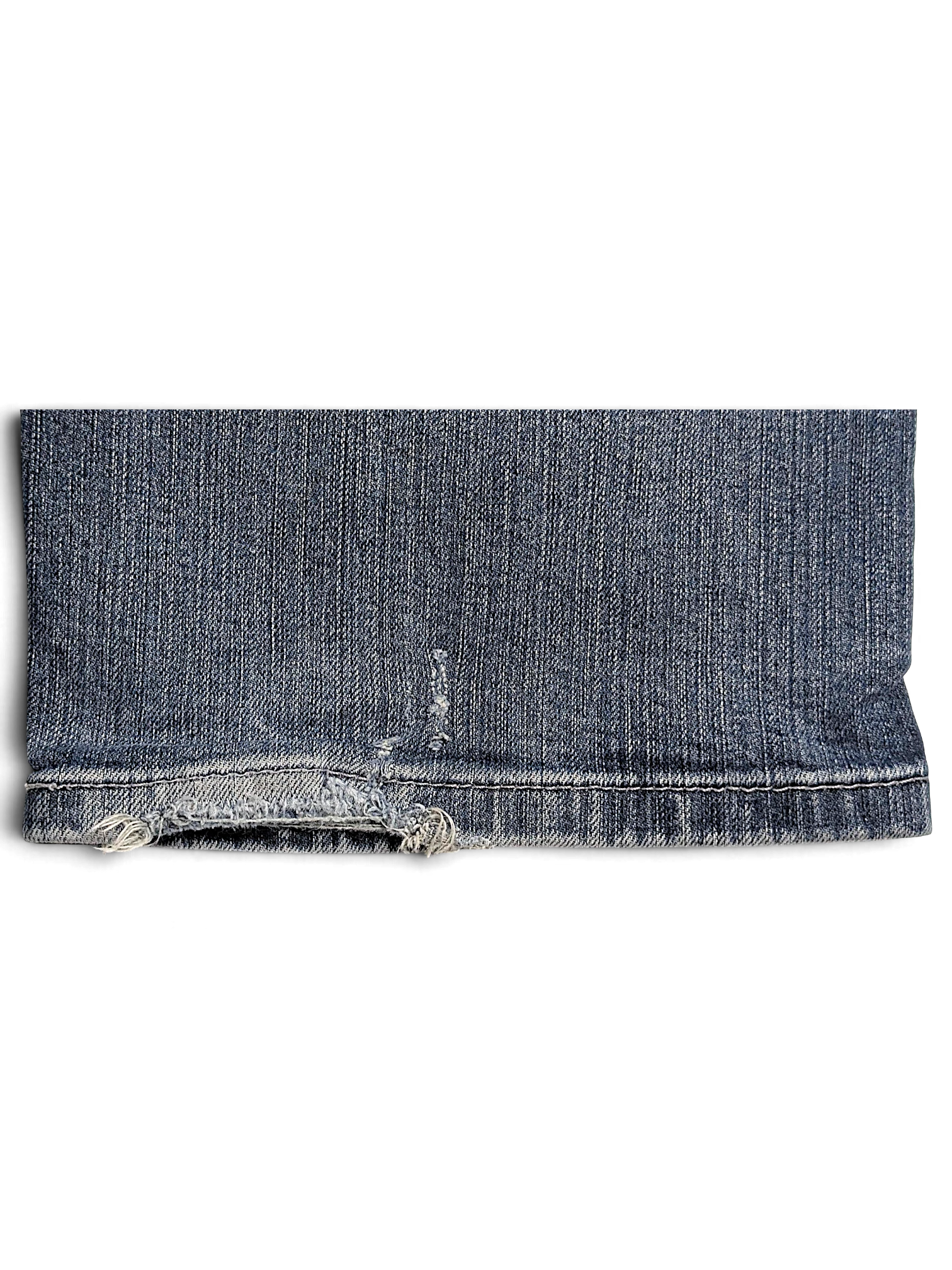 JAKE & IPI Levi’s 505 faded blue stretch denim jeans featuring a distressed frayed hem detail.