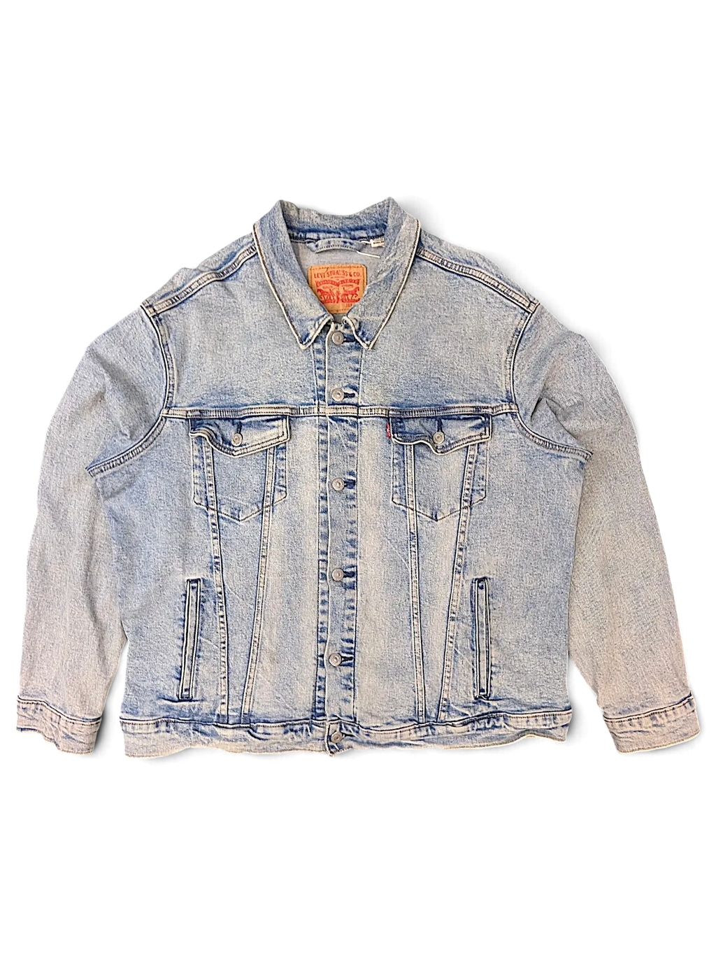 JAKE & IPI Levi's 5198 light wash blue denim jacket with button-up front and dual chest pockets