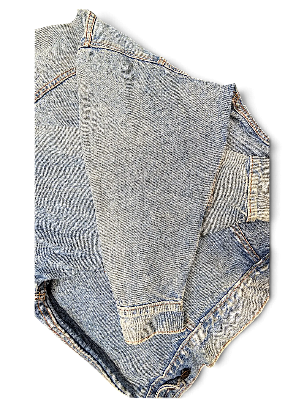 JAKE & IPI vintage light wash blue denim jacket sleeve with classic stitching and button cuff detail