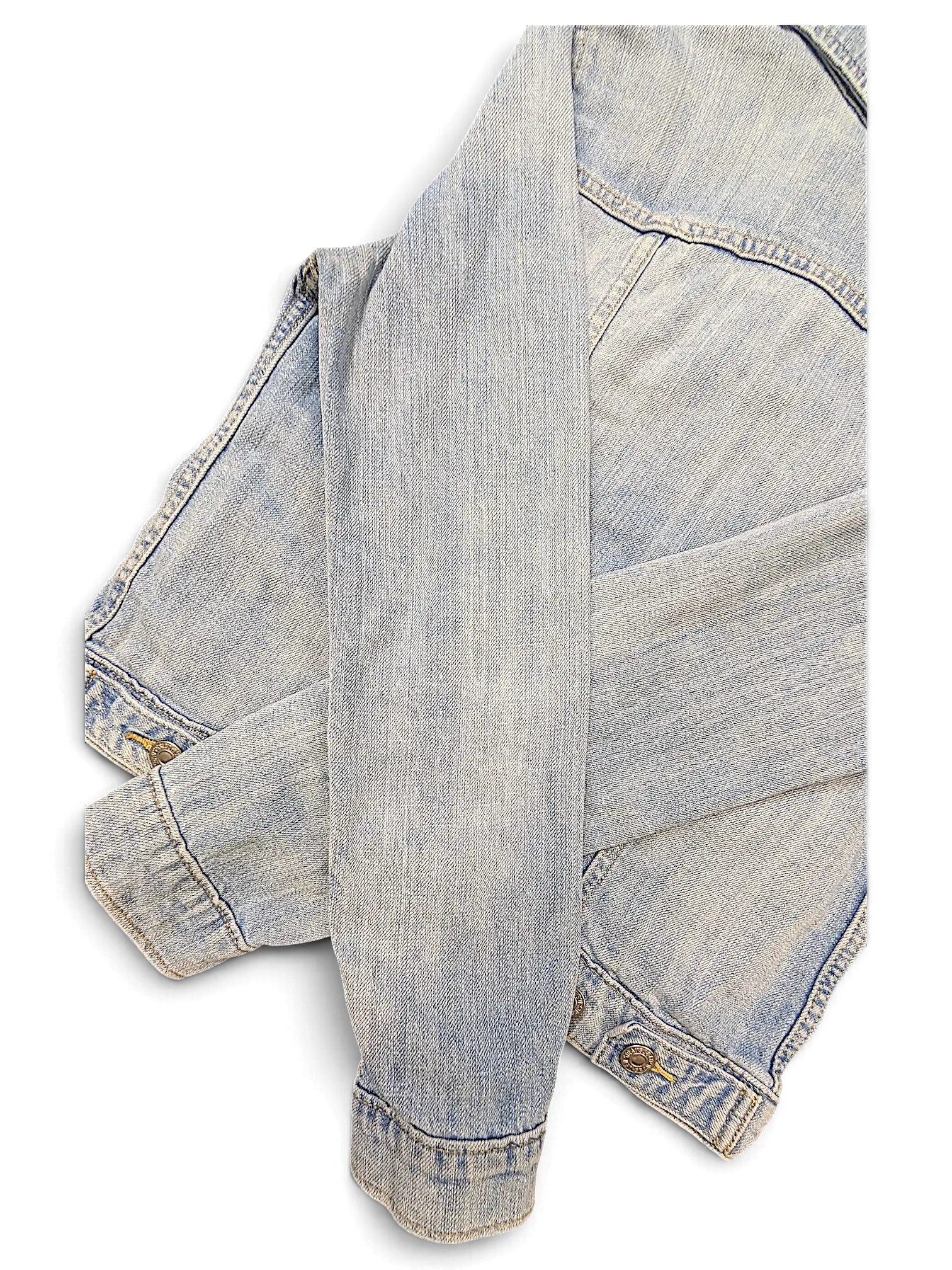 JAKE & IPI light wash denim Levi's Strauss girls jacket featuring classic metal button cuffs and stitching details