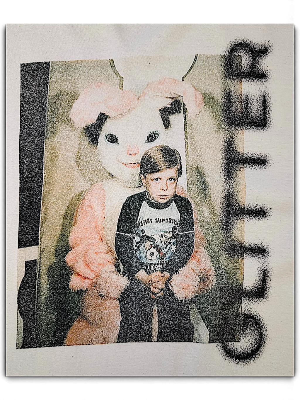 JAKE & IPI IBE Melo glitter T-Shirt featuring a vintage-style graphic print of a child with a pink bunny mascot