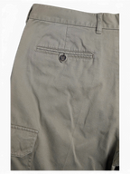 JAKE & IPI pre-owned Rappson light grey cotton cargo trousers featuring a buttoned back pocket detail