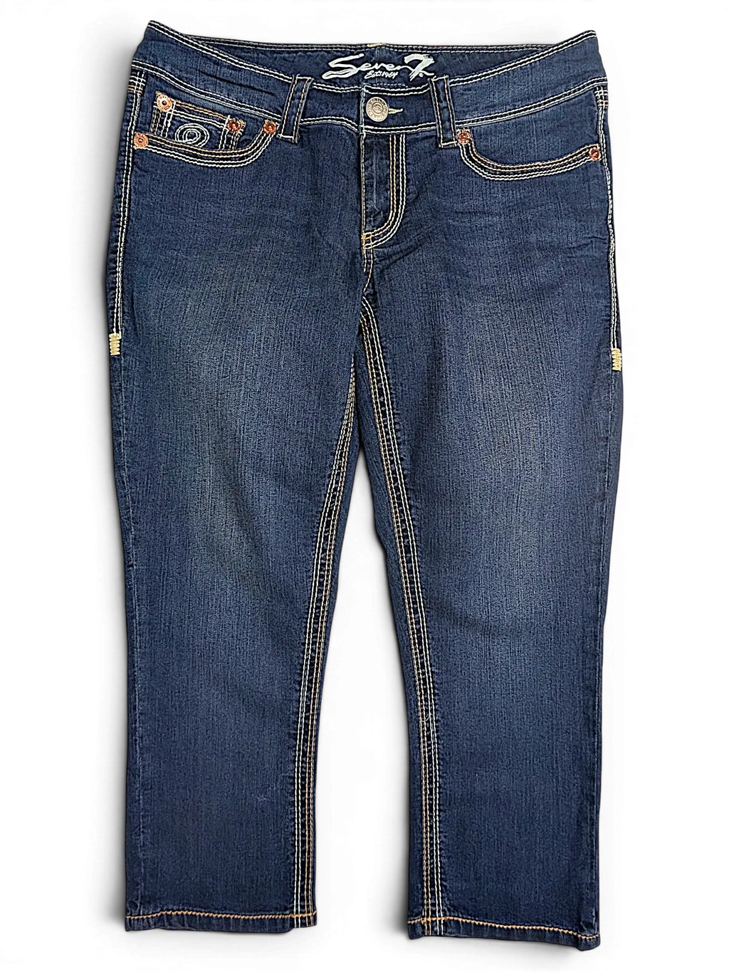 JAKE & IPI Seven7 dark wash denim capri jeans with contrast stitching and embroidered pocket detail