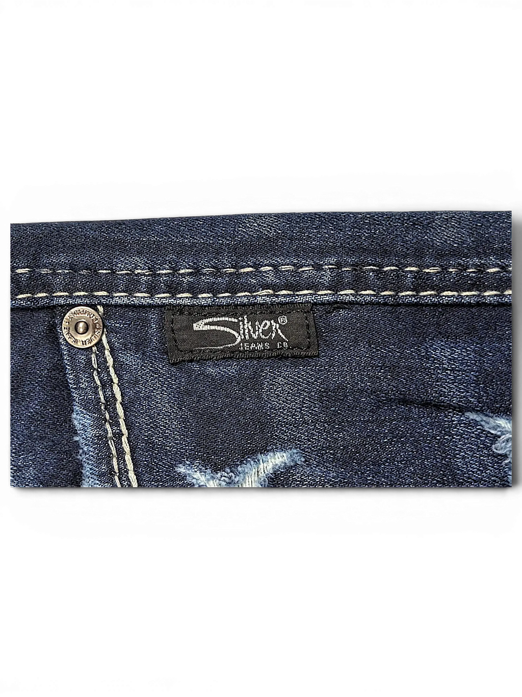 JAKE & IPI Silver Jeans Co. Suki Capri denim detail with contrast stitching and branded fabric label