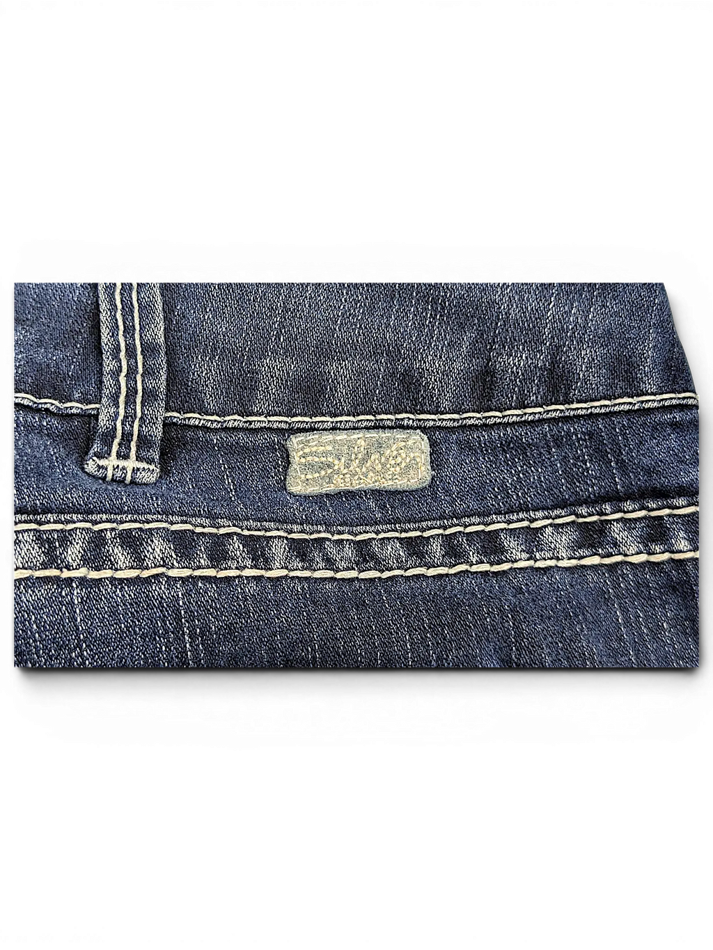 JAKE & IPI Silver Jeans Suki capri denim detail with contrast stitching and branded logo patch on the waistband