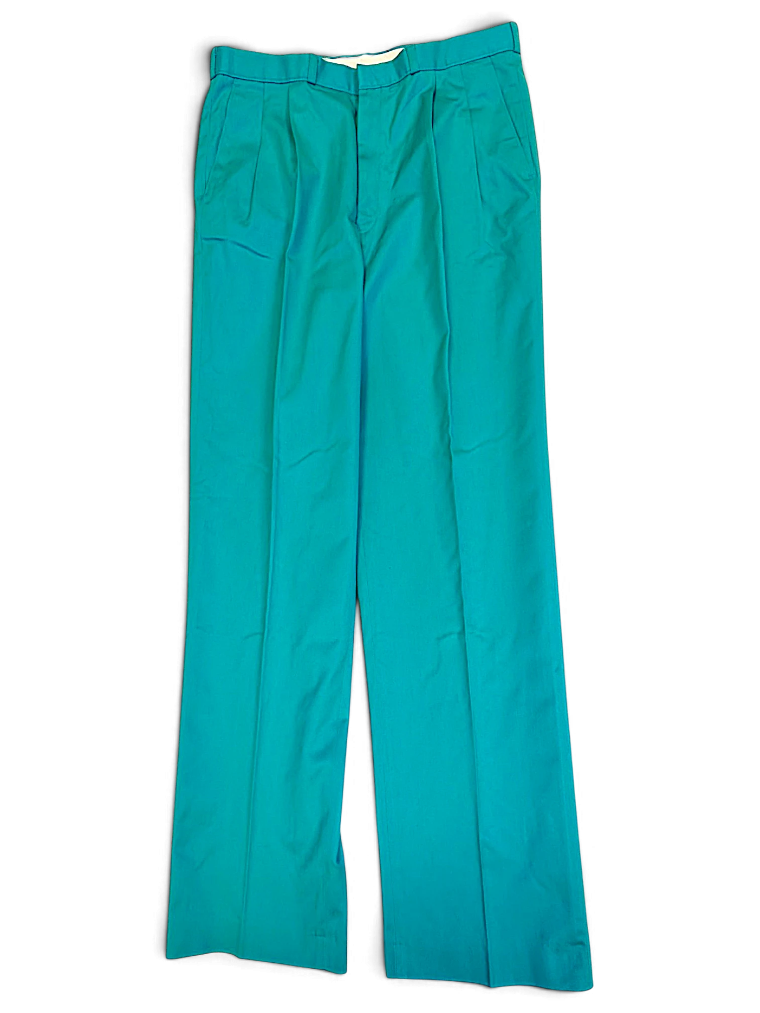 JAKE & IPI vintage St Michael green pleated trousers with a straight-leg fit made from a polyester cotton blend.