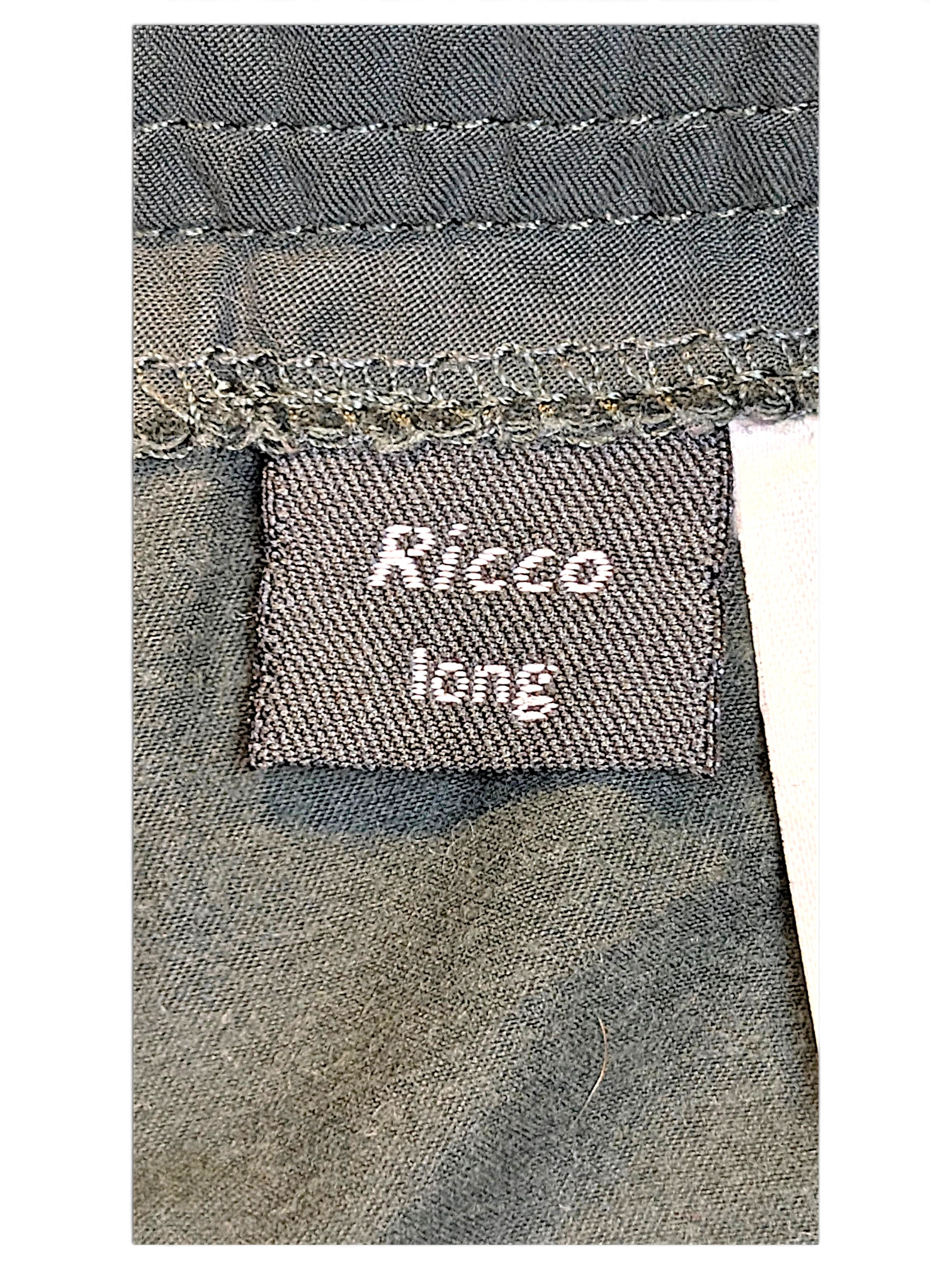 JAKE & IPI Street One Ricco Long dark green joggers clothing label detail