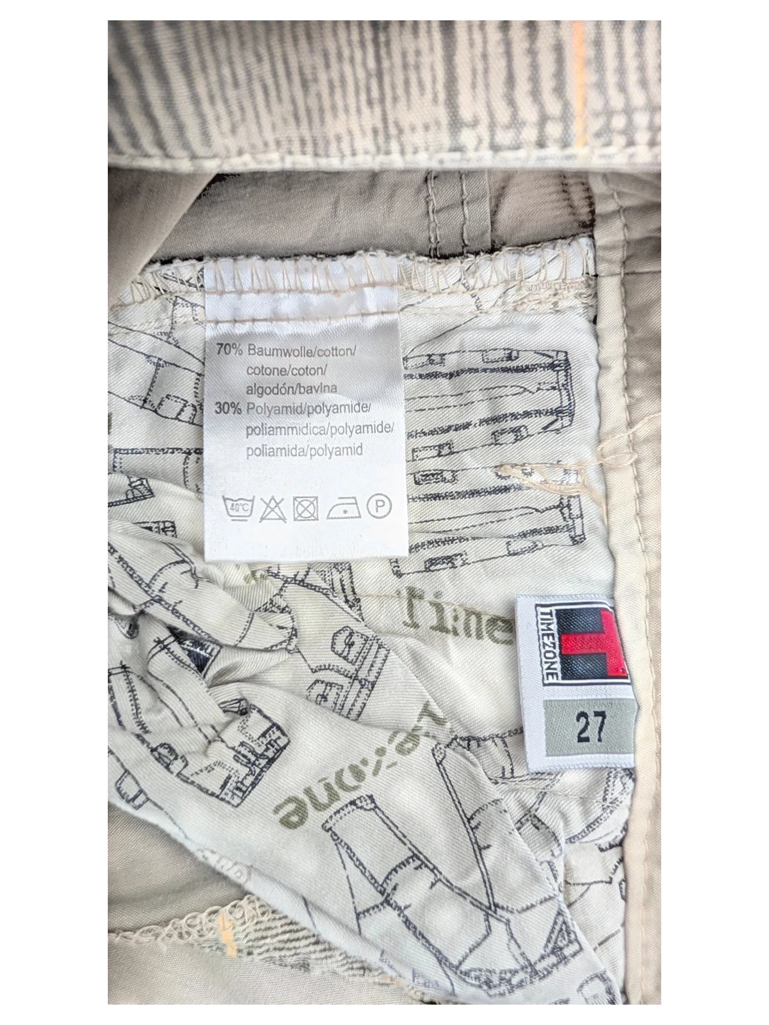 JAKE & IPI Timezone cargo pants in beige, size 27. Made of 70% cotton and 30% polyamide.