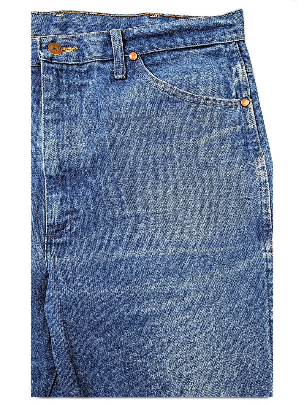 JAKE & IPI Wrangler 936DEN blue denim jeans featuring a classic five-pocket design and copper rivets