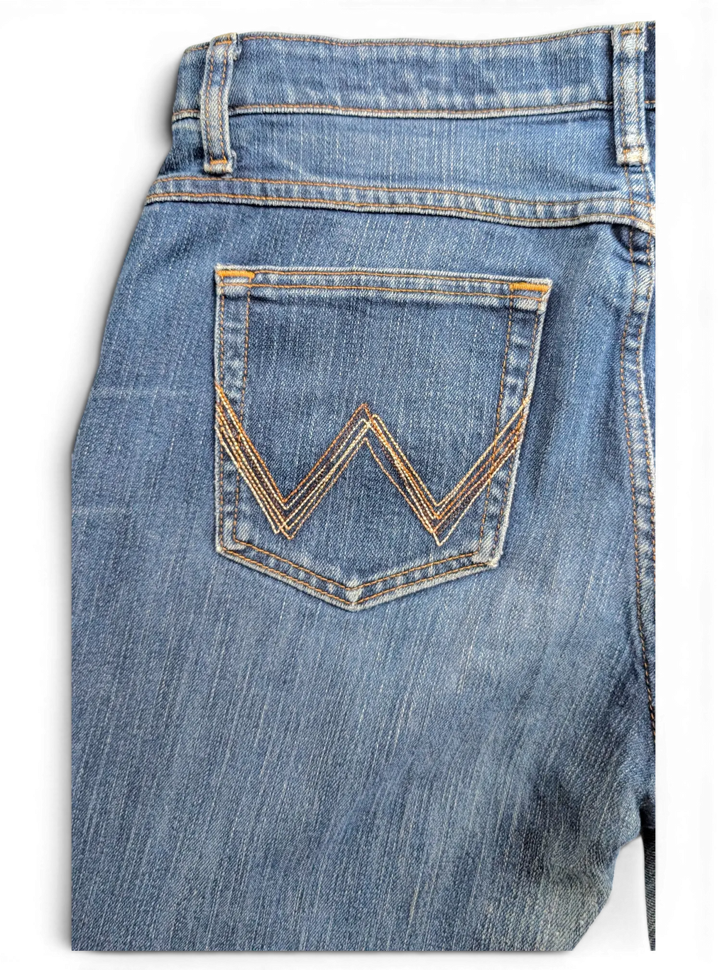JAKE & IPI Wrangler Q-BABY blue denim jeans featuring signature W stitching on the back pocket