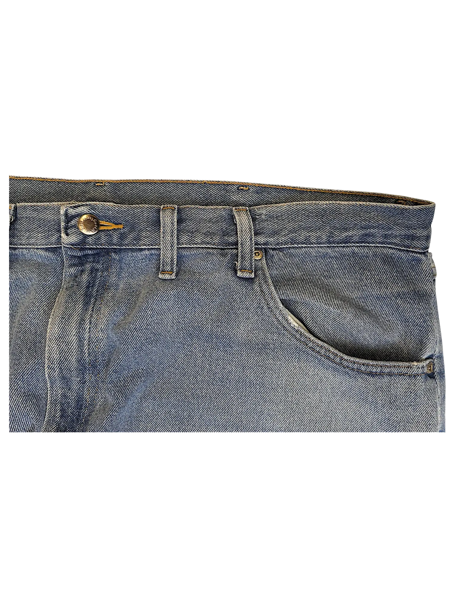 JAKE & IPI Wrangler relaxed fit blue denim jeans featuring a classic waist, belt loops, and metal button closure.
