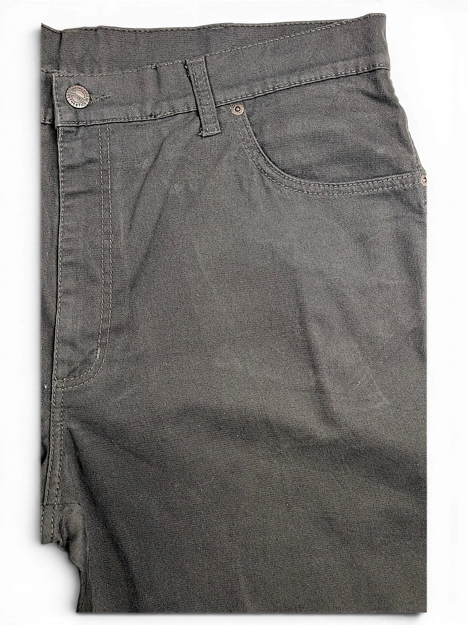 JAKE & IPI Wrangler Texas stretch pants in dark grey denim with classic five-pocket styling and metal button closure.