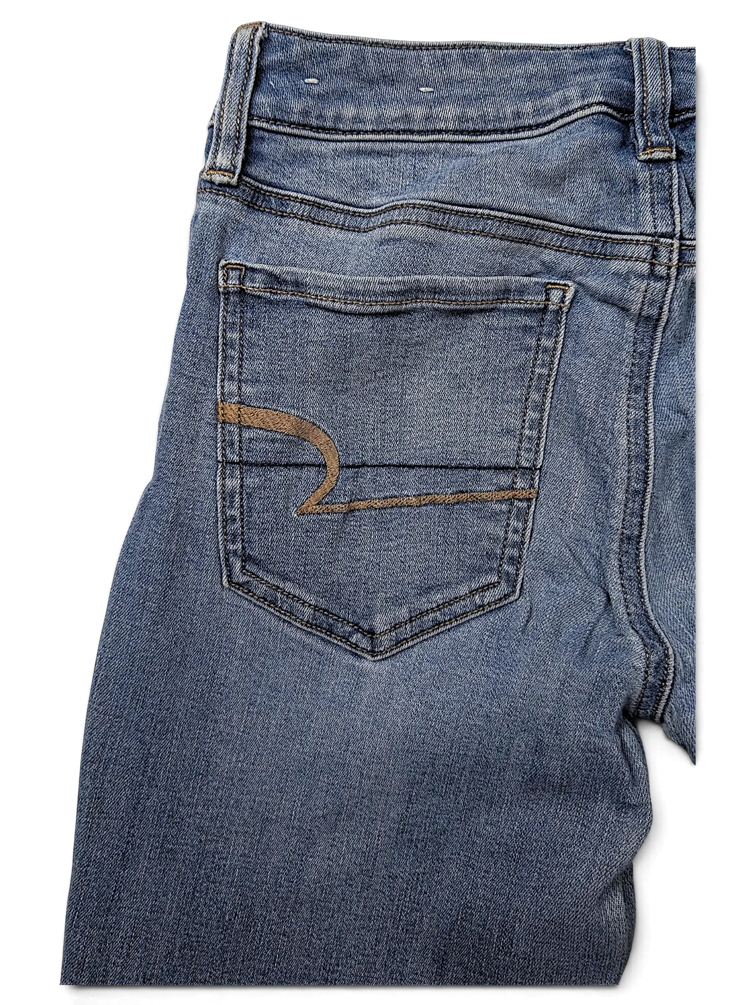 JAKE & IPI American Eagle Outfitters 2Long blue denim jeans featuring back pocket stitching detail
