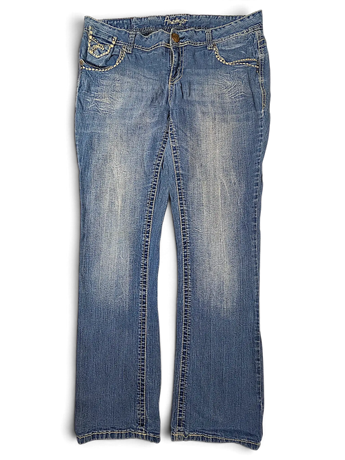 JAKE & IPI Amethyst Y2K blue denim jeans with decorative stitching and whiskering details on the front pockets.
