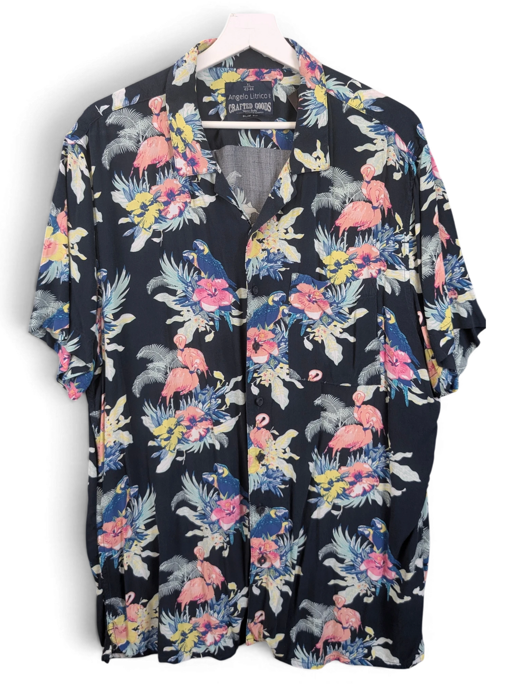 JAKE & IPI Angelo Litrico black short-sleeve Hawaiian shirt with pink flamingo and tropical floral print
