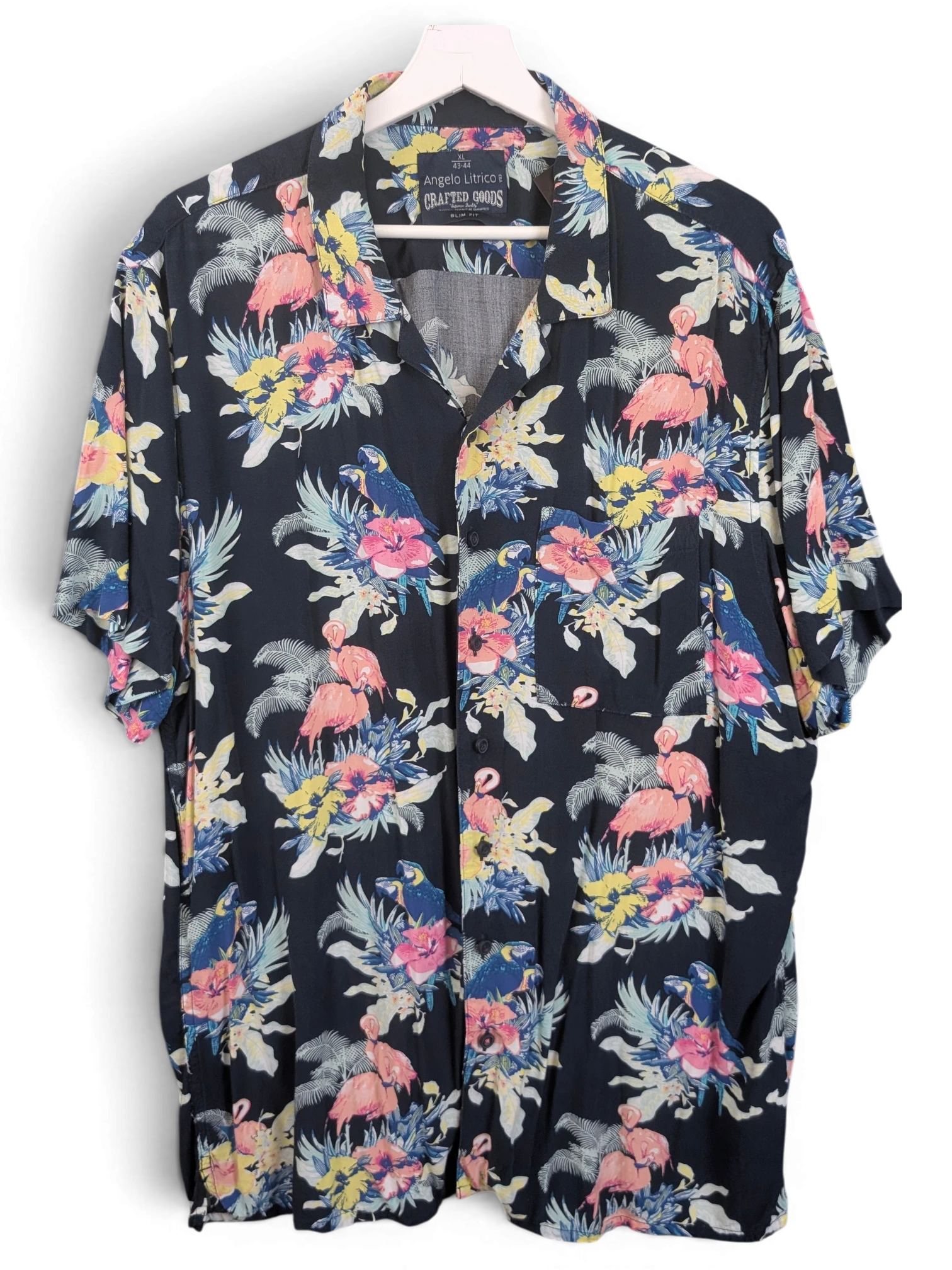 JAKE & IPI Angelo Litrico black short-sleeve Hawaiian shirt with pink flamingo and tropical floral print