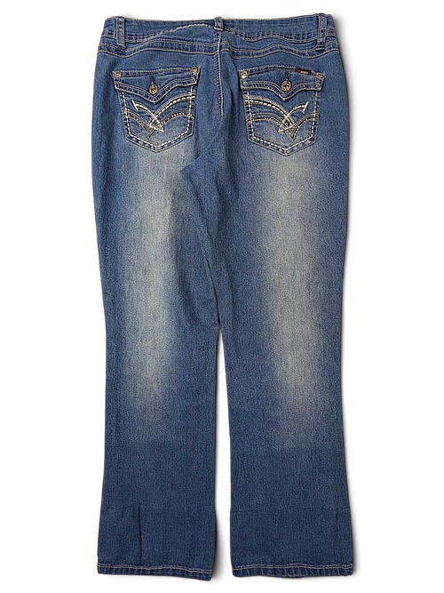 JAKE & IPI Angels Y2K blue denim jeans featuring decorative embroidered back pockets with button flaps