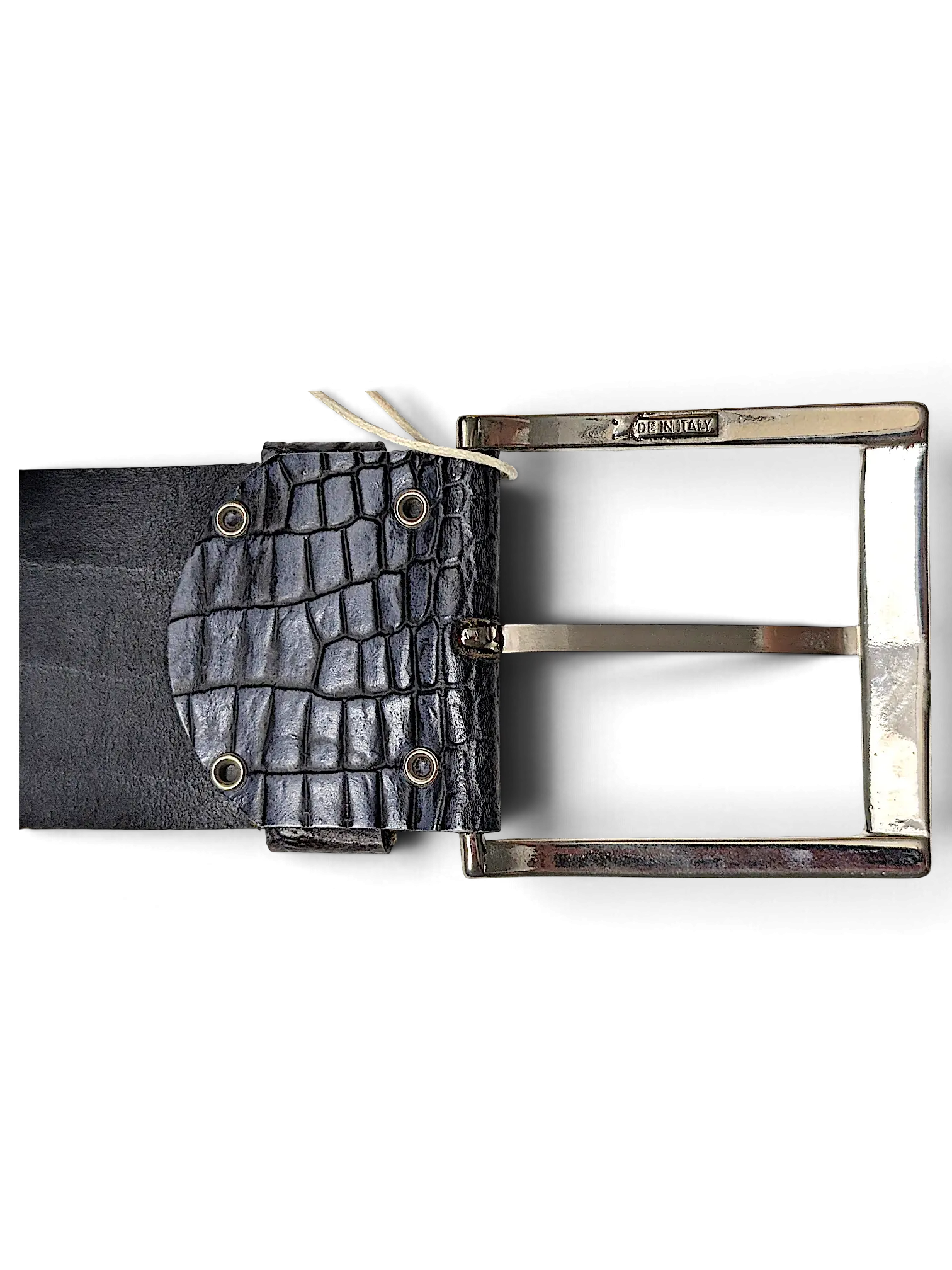 JAKE & IPI black alligator embossed leather belt with a silver metal buckle stamped Made in Italy