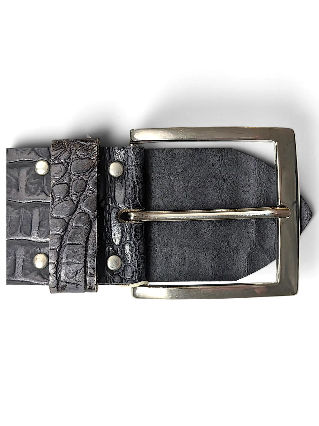 JAKE & IPI black leather belt with Y2K style alligator embossed texture and a silver rectangular buckle.