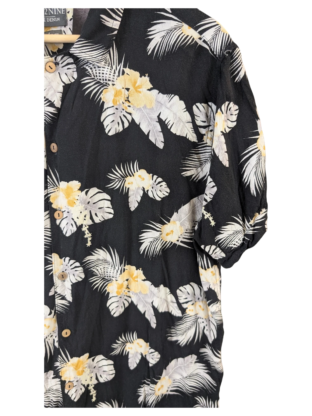 JAKE & IPI Eight2Nine black Hawaiian shirt with yellow and white tropical floral and palm leaf print and button front