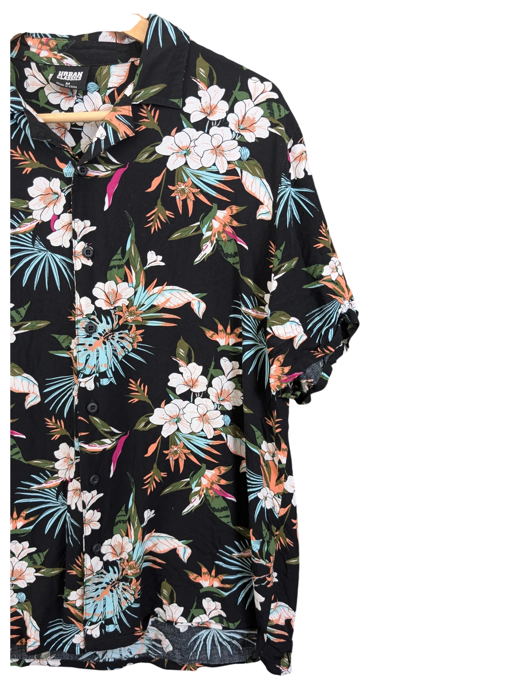 JAKE & IPI Urban Classics black Hawaiian shirt with white and teal tropical floral print and short sleeves
