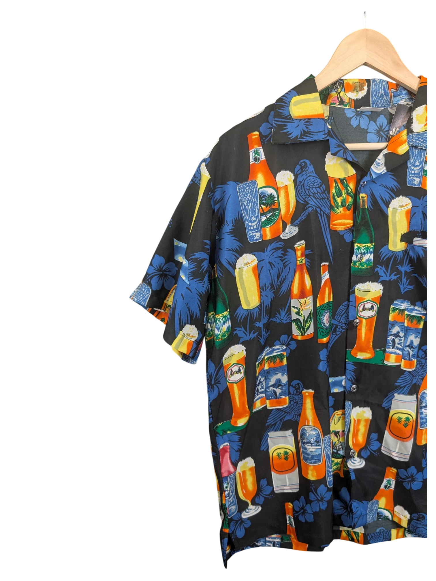JAKE & IPI King Kahema Hawaiian shirt in black featuring a vibrant beer bottle and tropical palm tree print