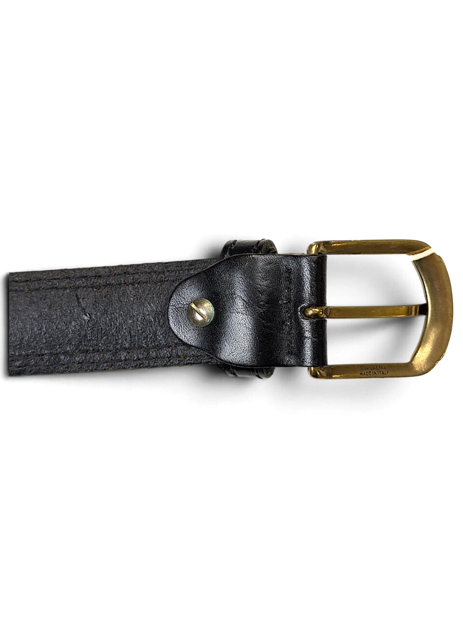 JAKE & IPI black full-grain leather belt featuring a vintage-style brass buckle and stitched detailing.