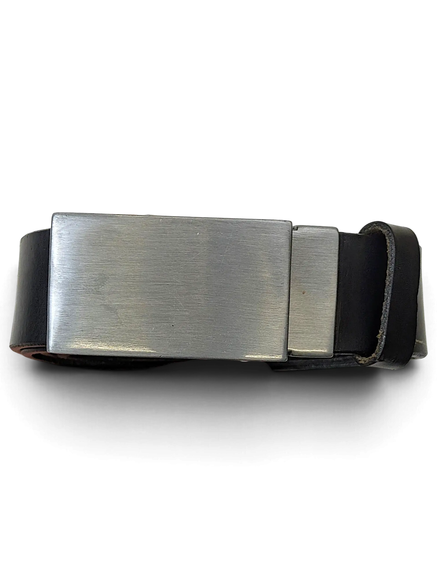 JAKE & IPI black leather belt featuring a brushed silver rectangular metal buckle held in a hand