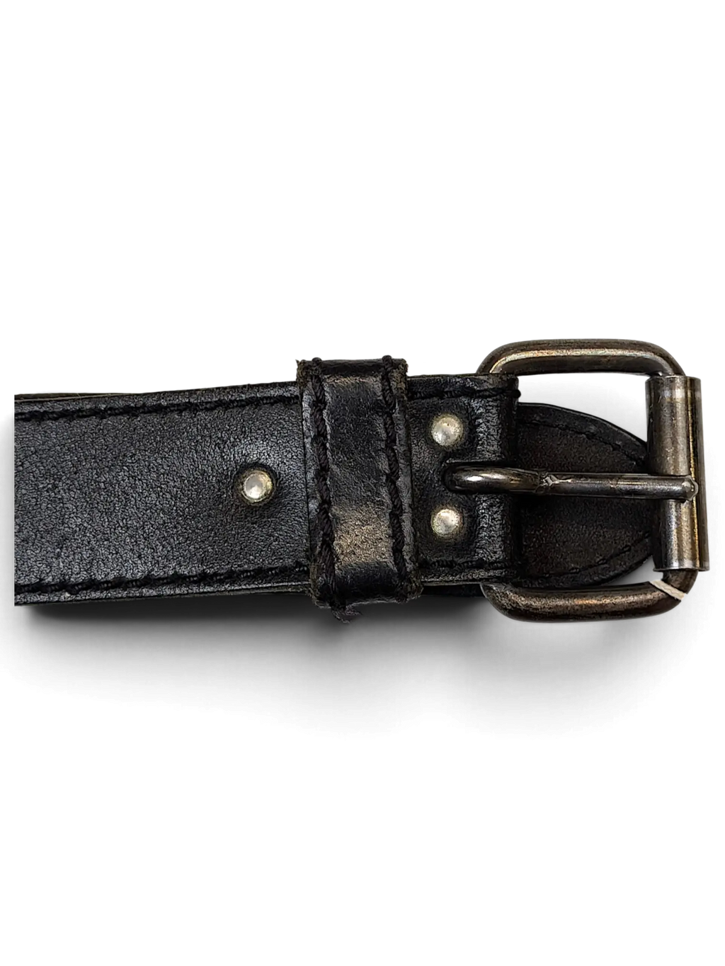 JAKE & IPI Lee black leather belt featuring a distressed metal buckle and reinforced stitched detailing.
