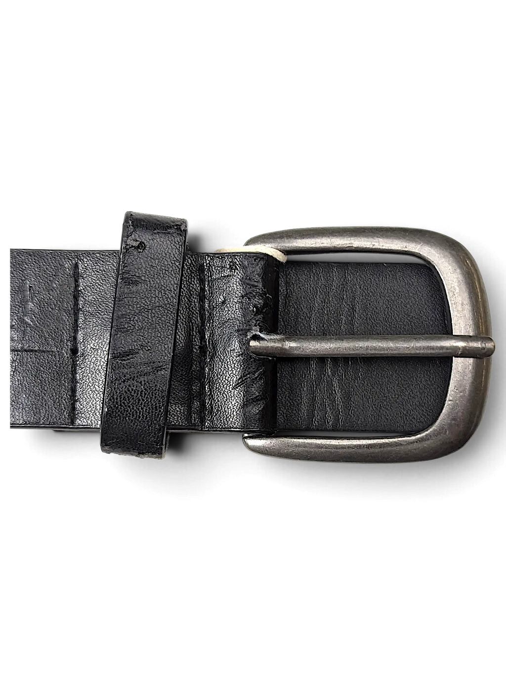 JAKE & IPI black leather belt featuring a distressed metal buckle and a textured strap finish.