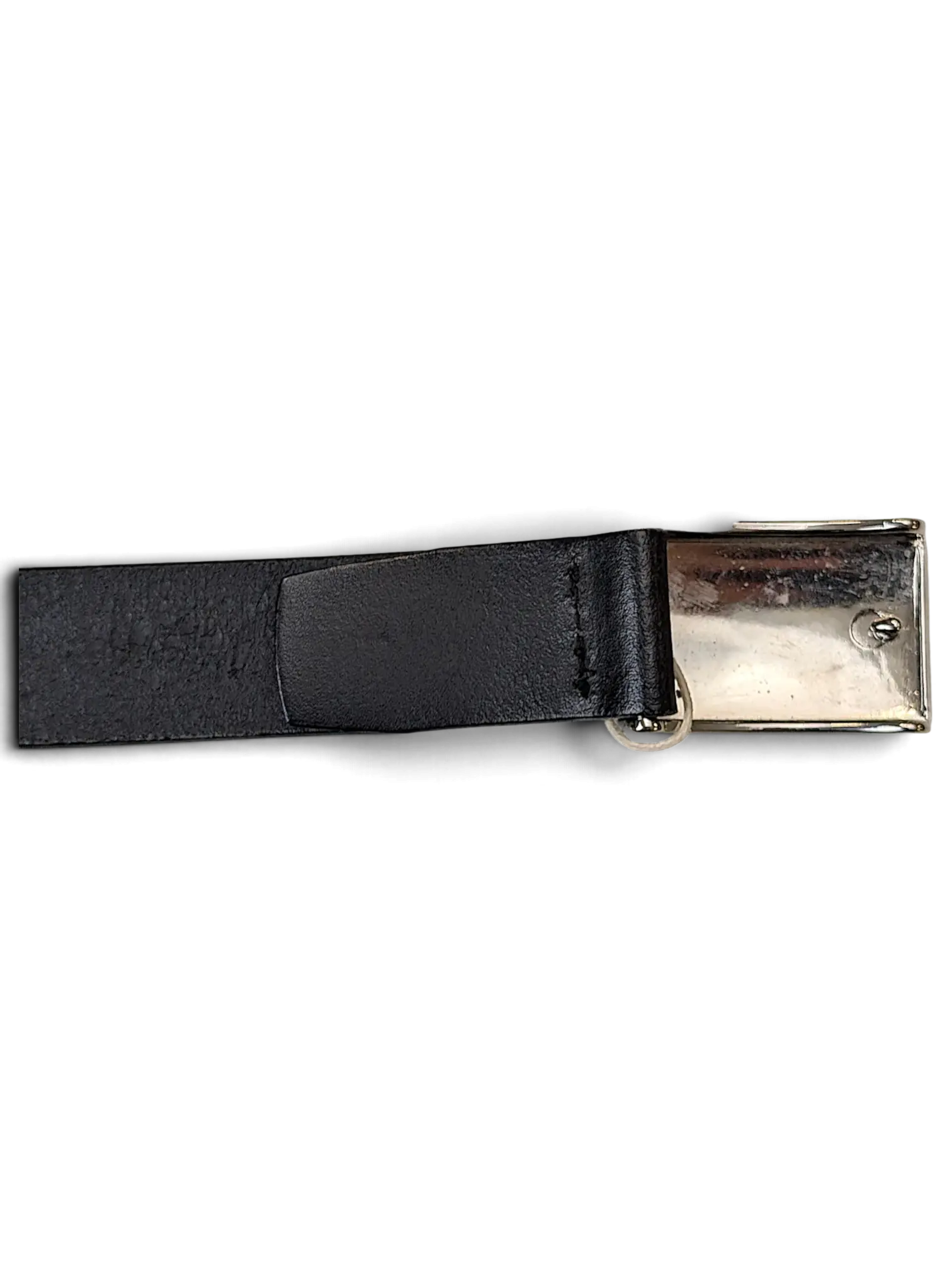JAKE & IPI black leather belt featuring a polished silver-tone metal buckle and a classic minimalist design.