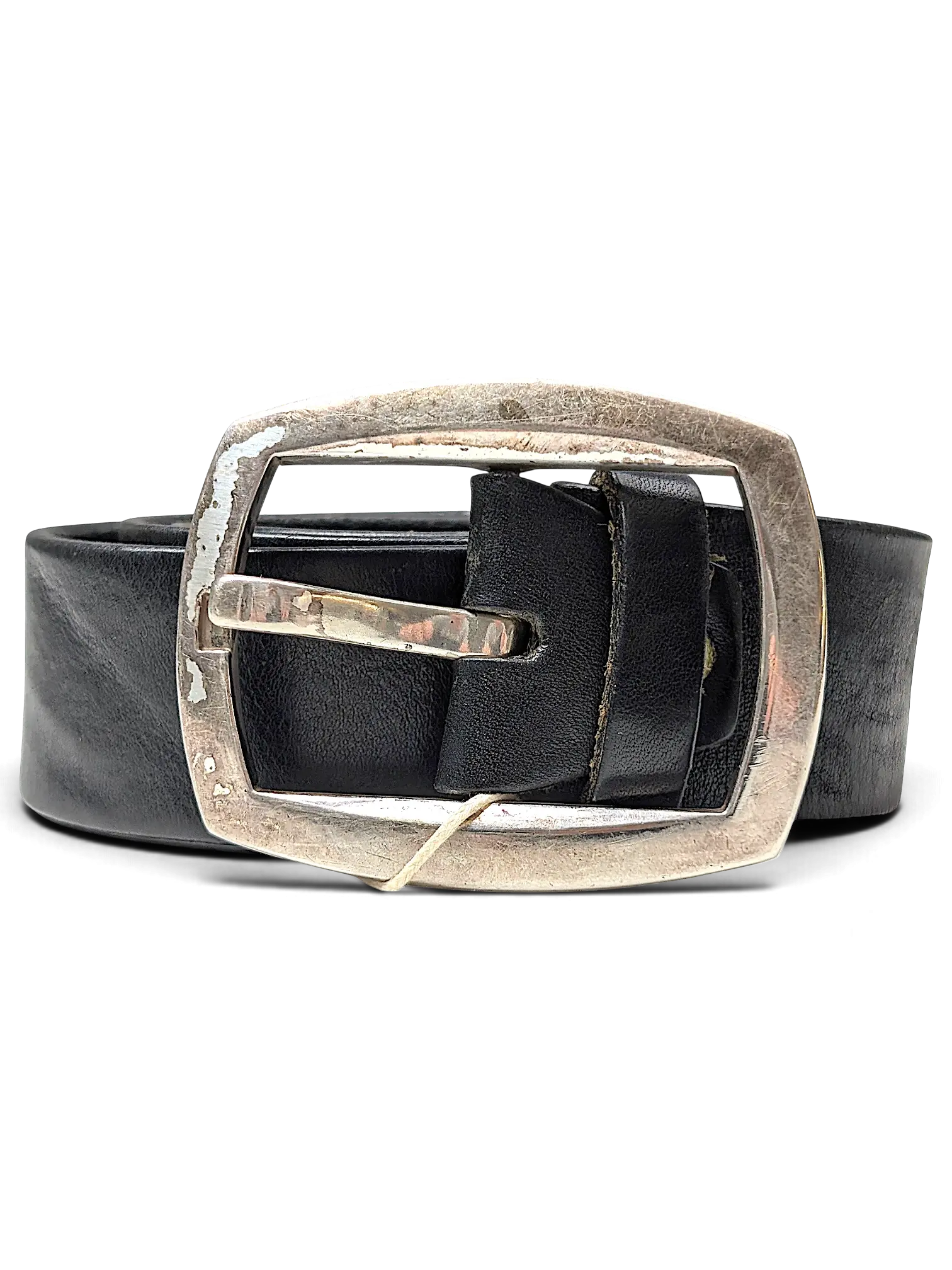 JAKE & IPI Jennifer Julia black leather belt with a distressed silver-tone metal buckle