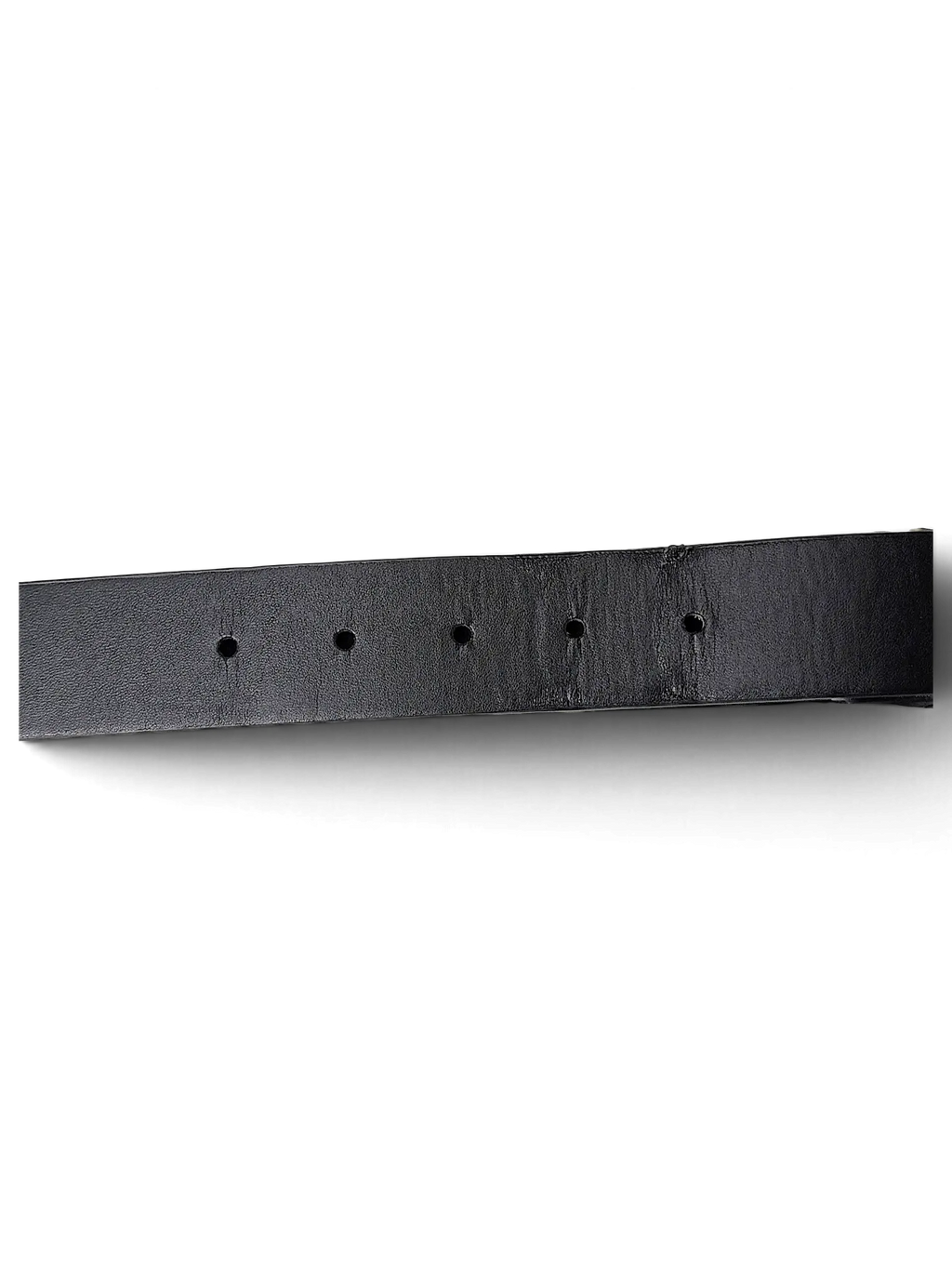 JAKE & IPI black leather belt featuring a silver metal ring buckle and classic punched holes