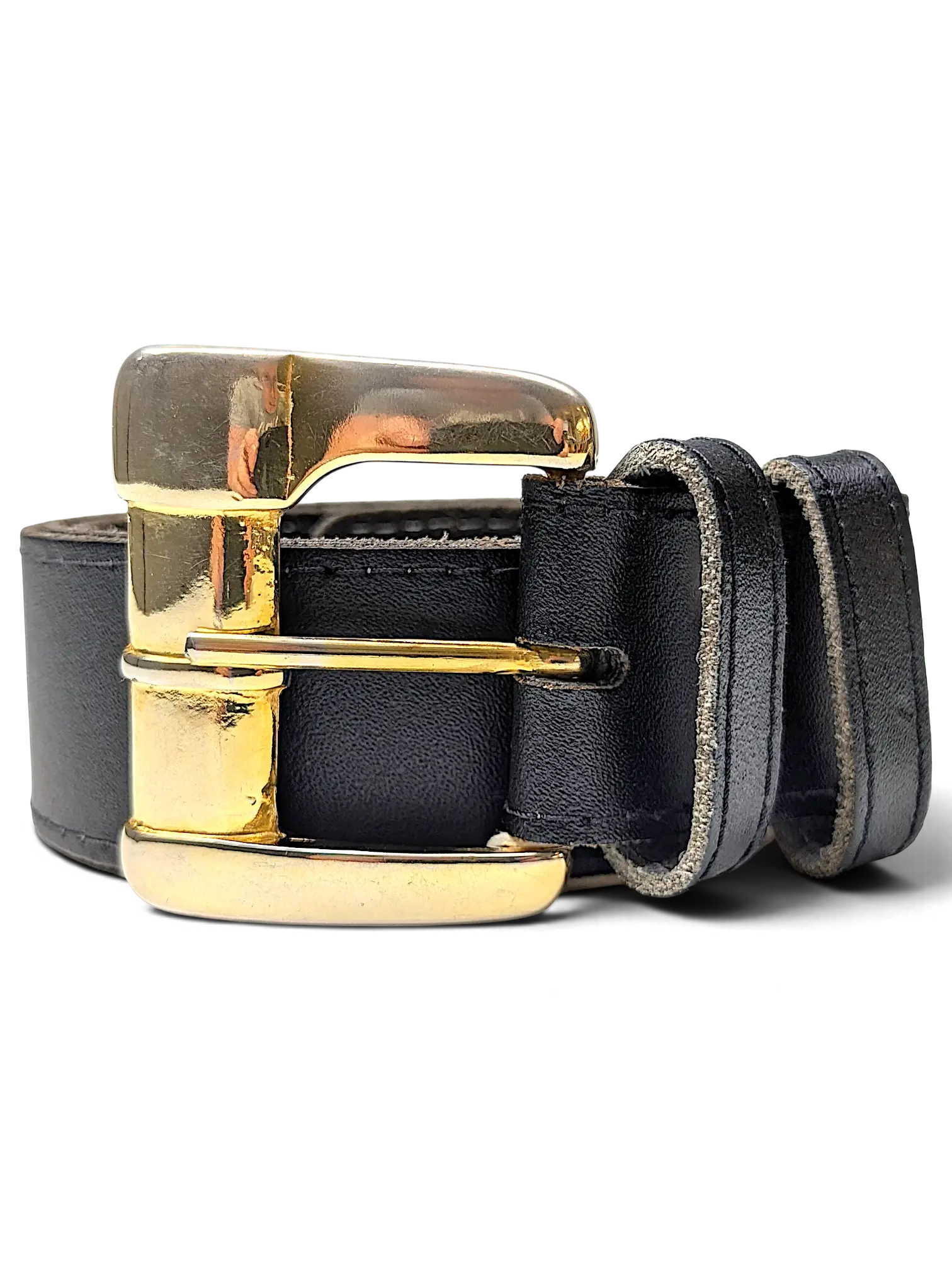 JAKE & IPI black leather belt featuring a polished gold-tone metal buckle and double leather keeper loops