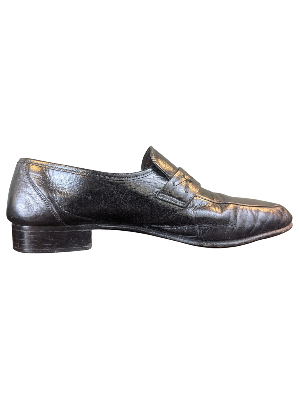 JAKE & IPI black leather loafers with a classic slip-on design and low block heel