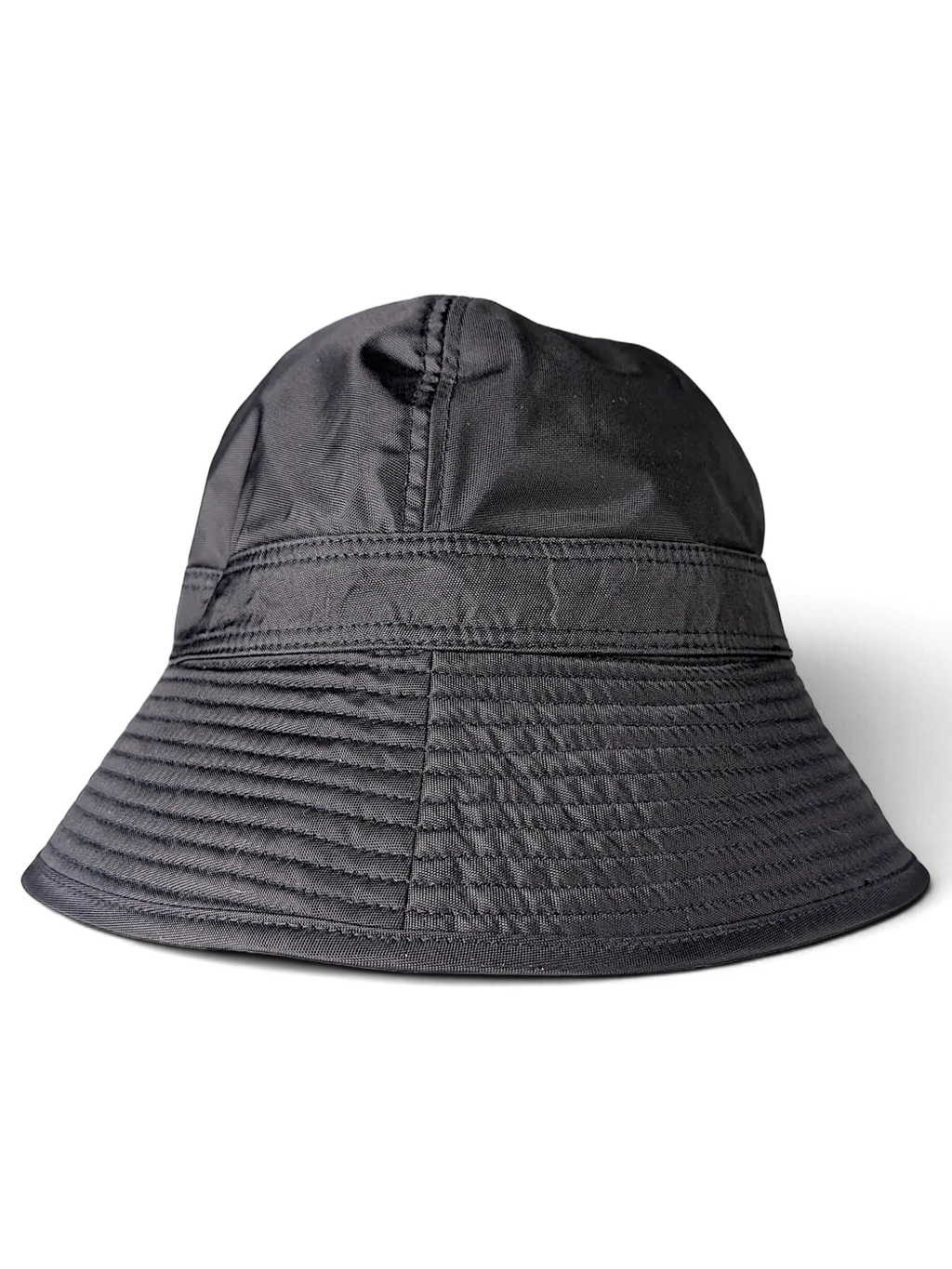 JAKE & IPI Marni bucket hat in black featuring a classic wide brim and stitched detailing