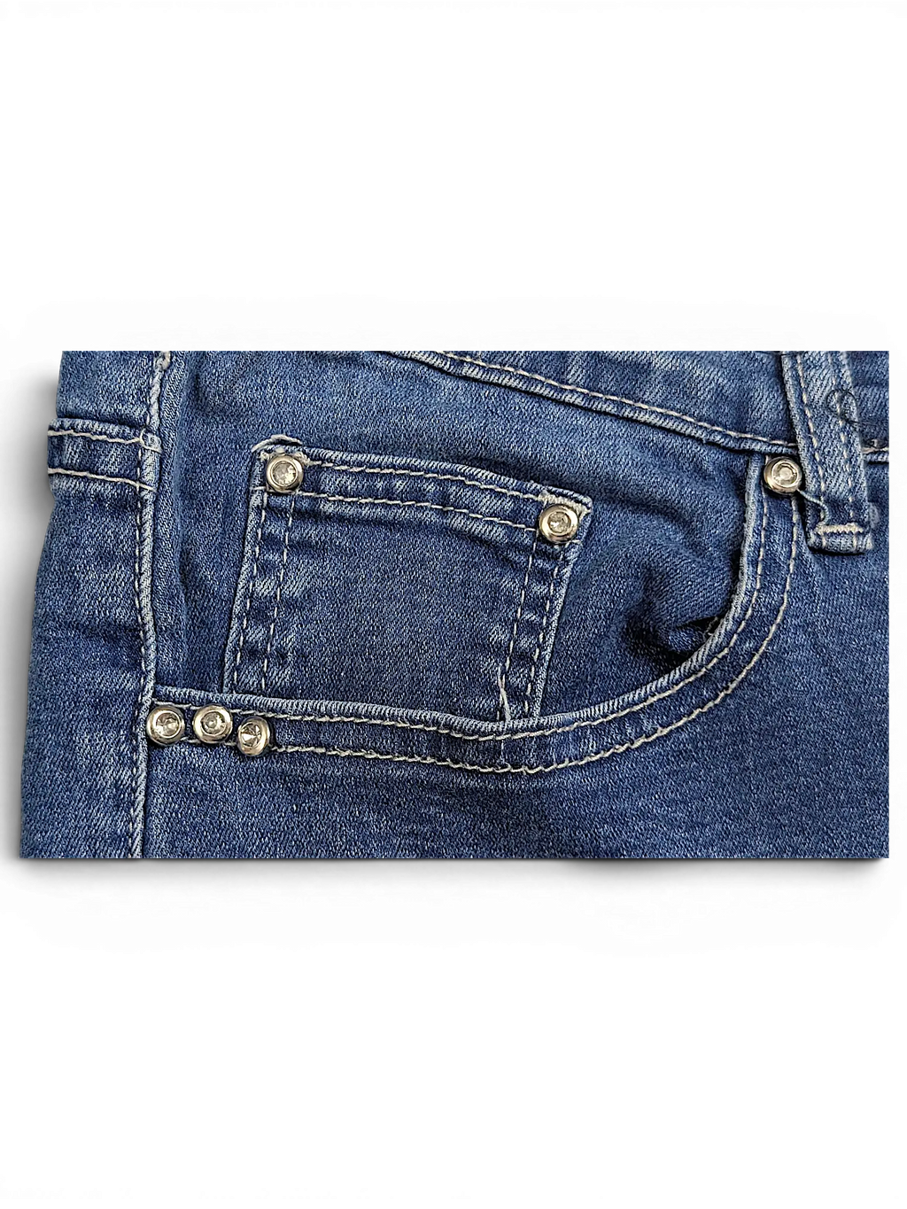 JAKE & IPI blue denim jeans featuring a coin pocket with decorative silver-tone metal studs and contrast stitching.