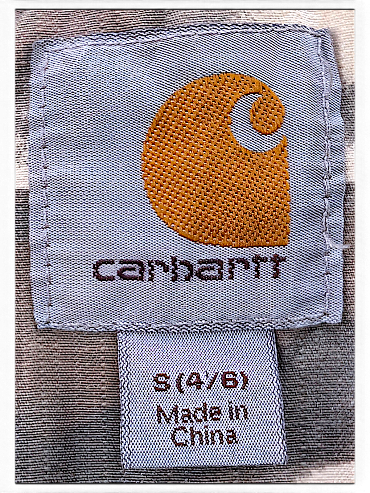 Carhartt Green Hooded Utility Parka – S; detail view showing fabric, construction, label or condition (image 5 of 8).