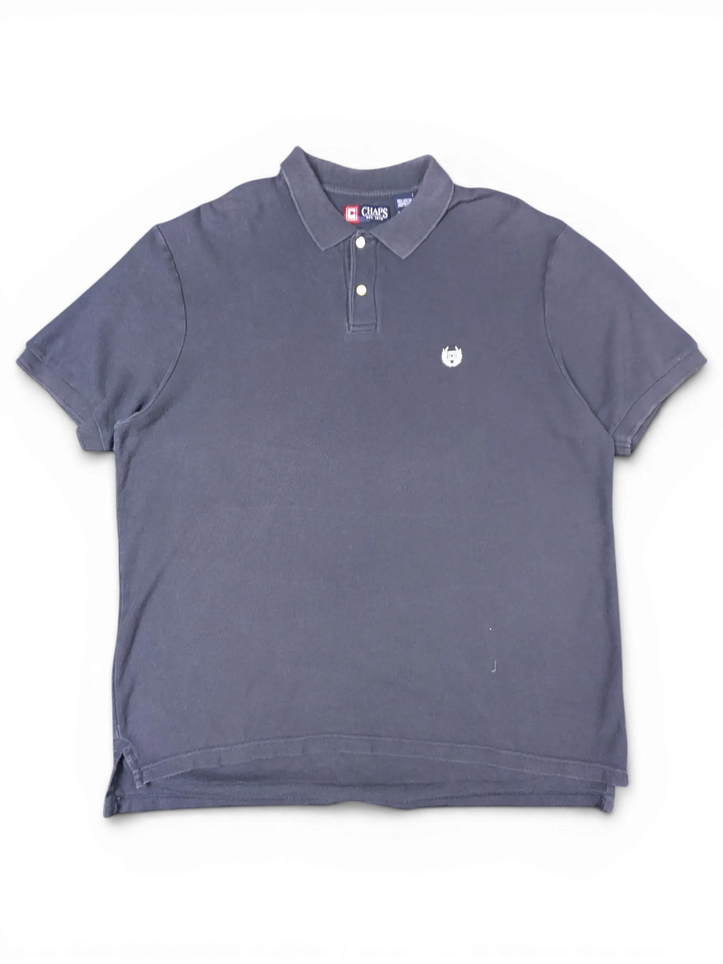 JAKE & IPI pre-owned navy Chaps polo shirt with short sleeves, collar, and embroidered crest logo on the chest.