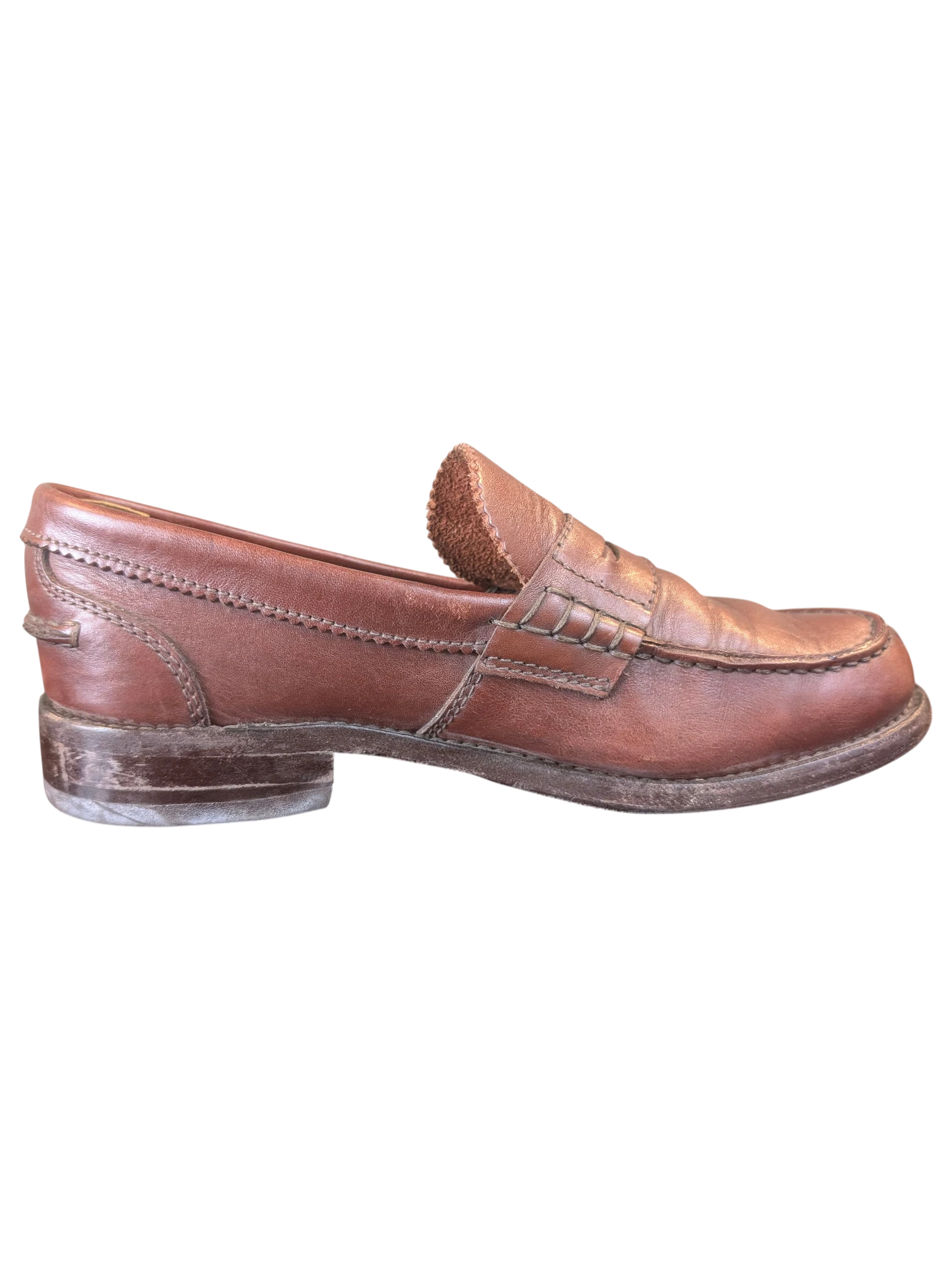 JAKE & IPI Clarks brown leather penny loafers with classic moccasin stitching and a low stacked heel.