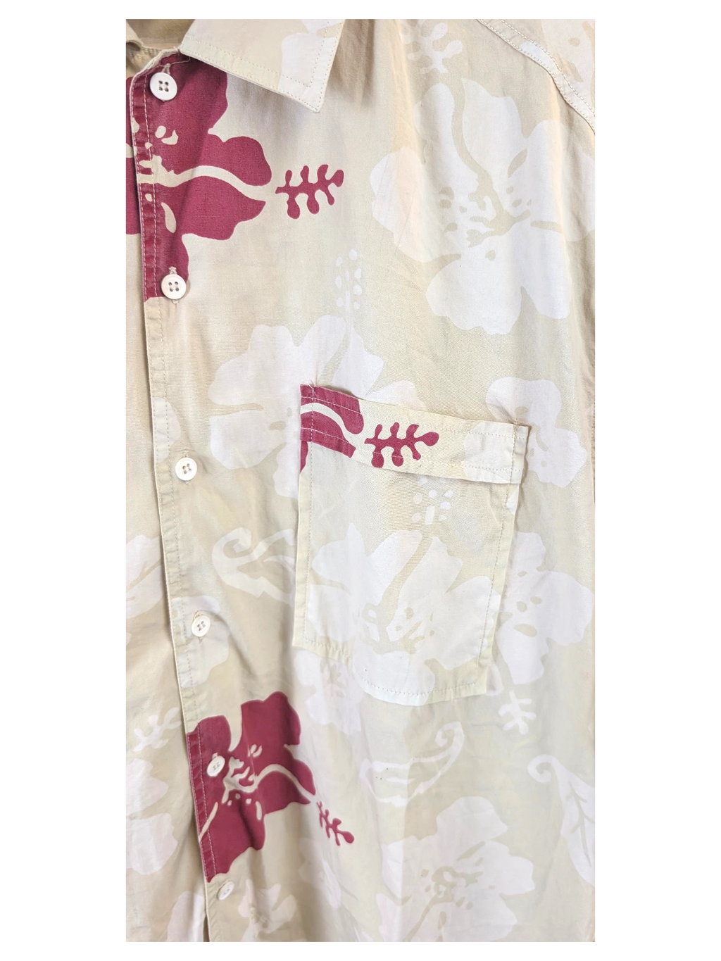 JAKE & IPI Colmar Hawaiian shirt in sage green with a dark purple floral hibiscus print and a front chest pocket.