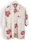 JAKE & IPI Colmar Hawaiian shirt in beige with a red and white hibiscus floral print, featuring a chest pocket.