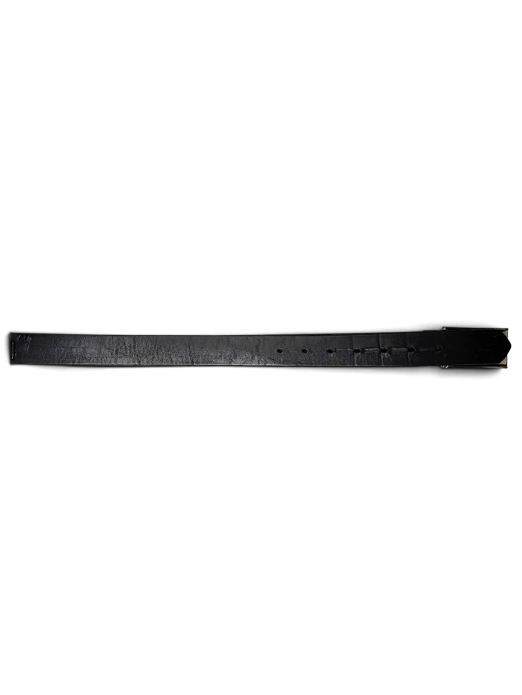 JAKE & IPI Conwell David black leather belt with a metallic buckle and brand tag on a black background