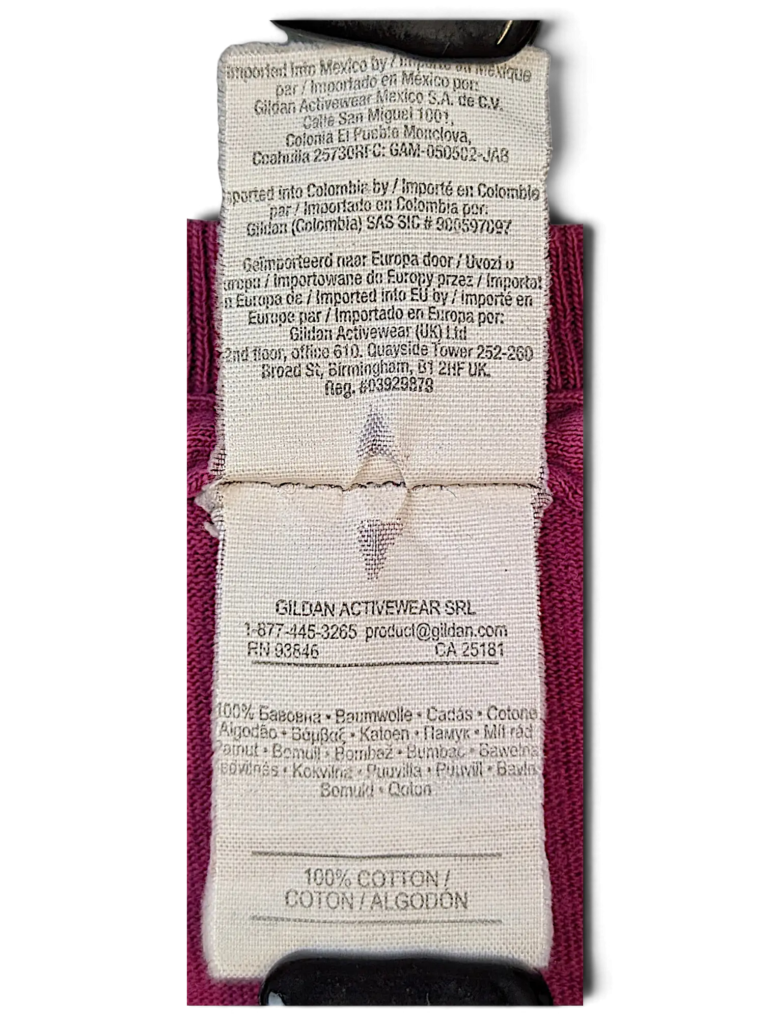 JAKE & IPI IBE Diggers Gym T-Shirt interior fabric care label showing 100 percent cotton composition