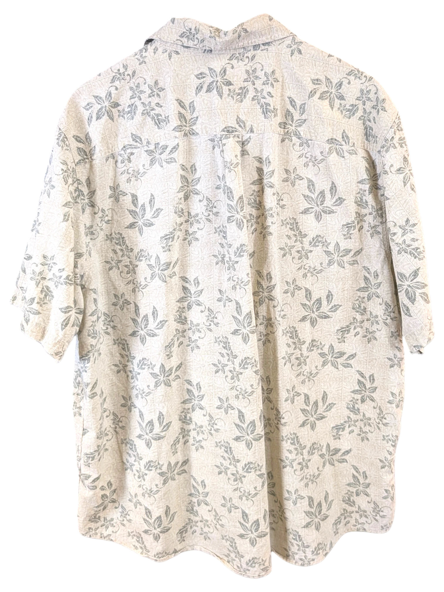 JAKE & IPI Basic Editions Hawaiian shirt in cream with a grey floral leaf print, featuring a classic collar and short sleeves.