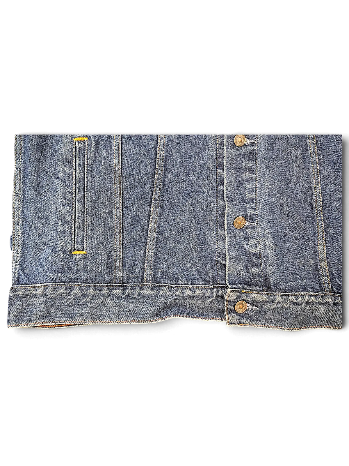 JAKE & IPI Levi Strauss Signature dark blue denim jacket featuring metal buttons and classic contrast stitching.