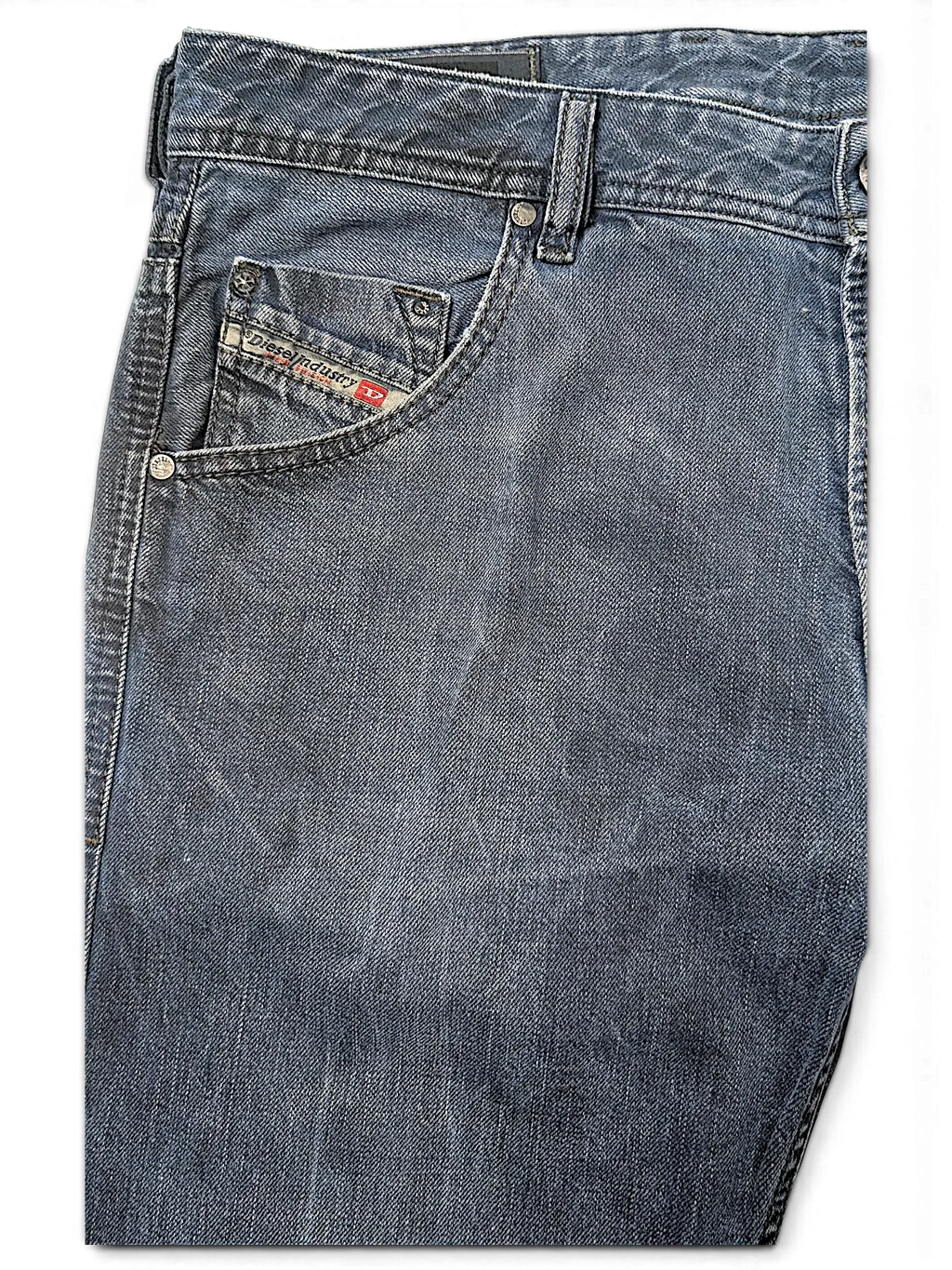 JAKE & IPI Diesel Krayer W32 blue denim jeans featuring a classic five-pocket construction and metal rivets.
