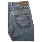 JAKE & IPI Diesel Krayer W32 blue denim jeans featuring a classic five-pocket design and a leather brand patch.