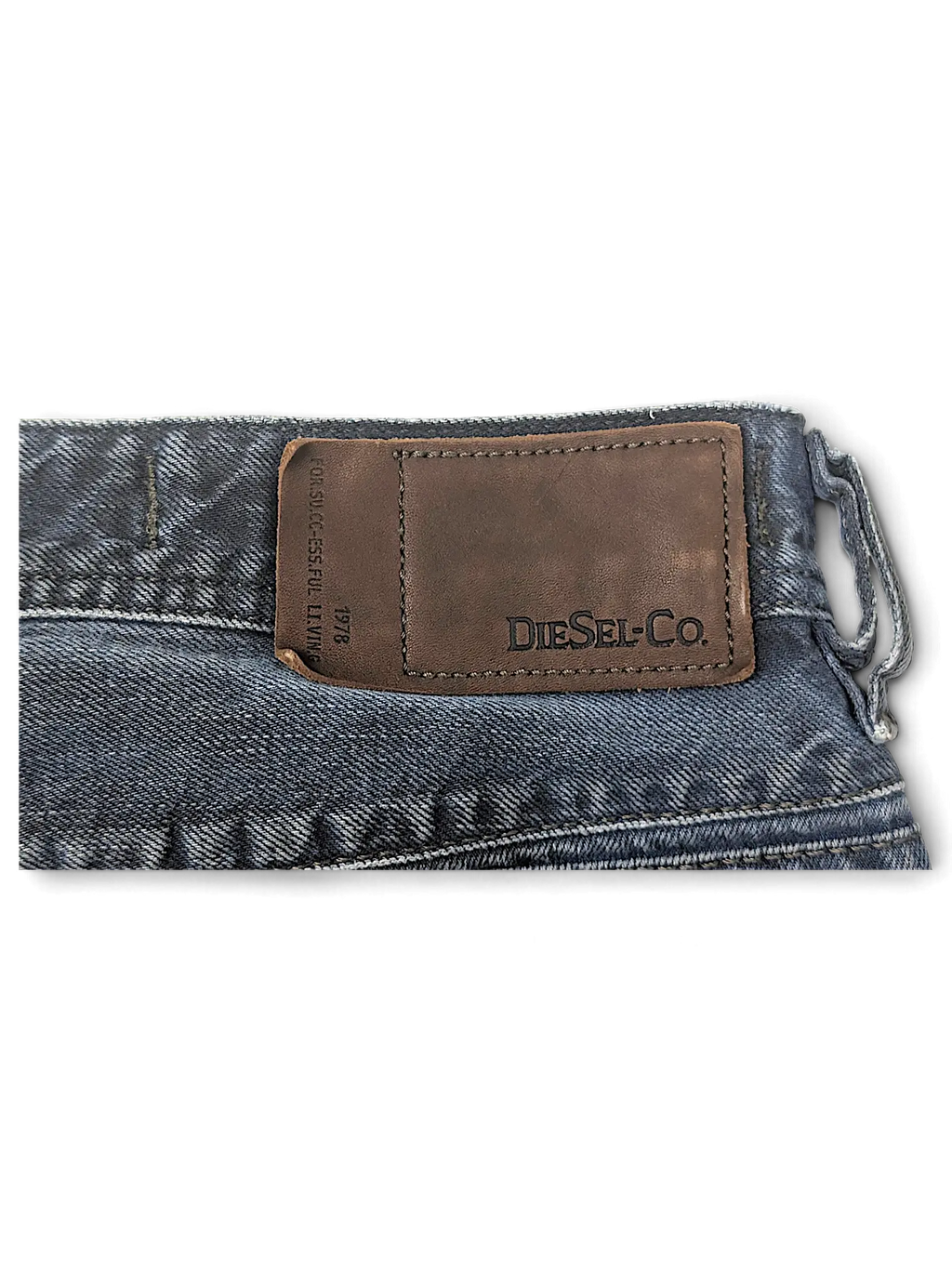 JAKE & IPI Diesel Krayer W32 jeans featuring a brown leather branded patch on the back waistband